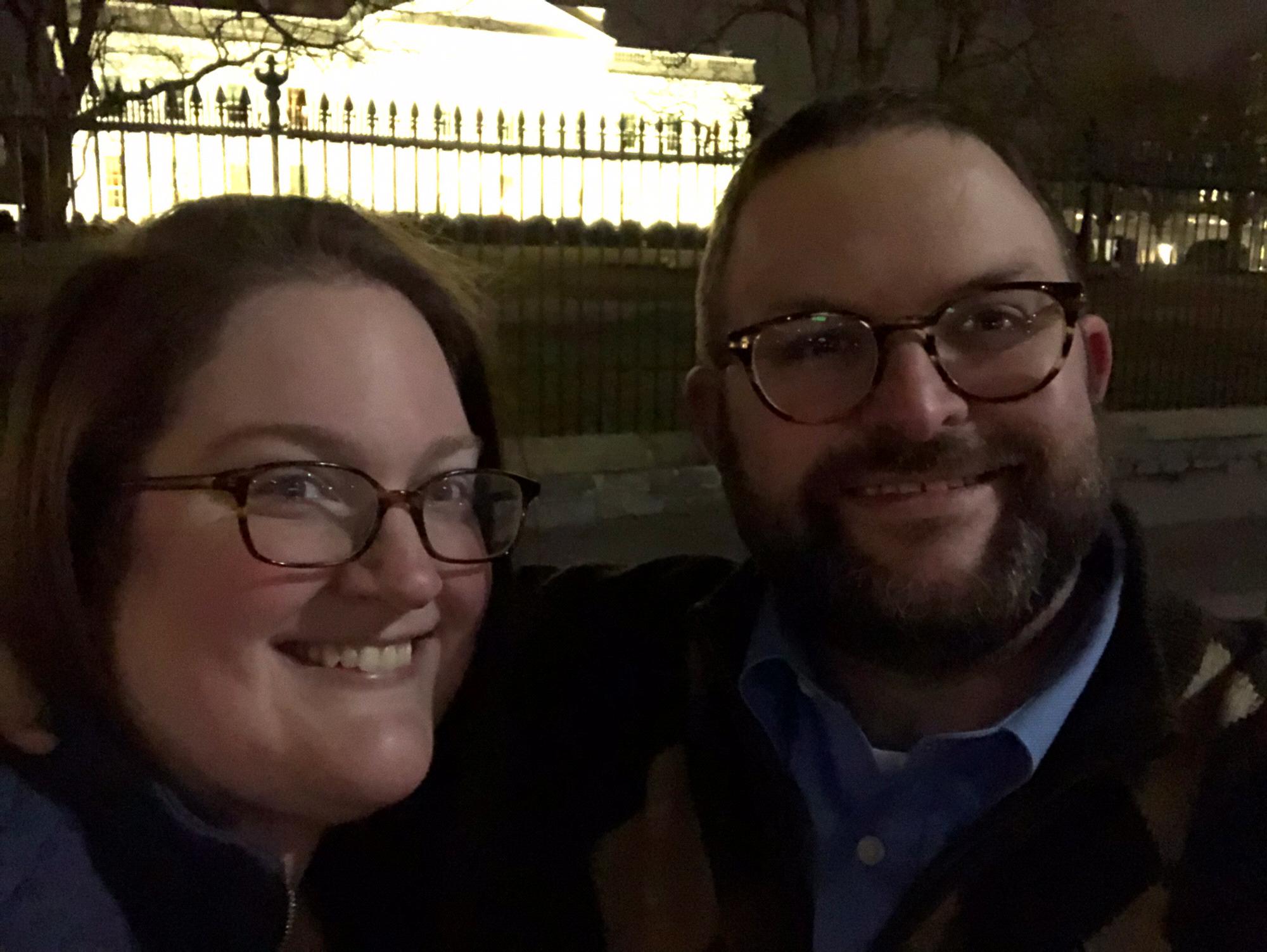 Evening tourism outside the White House.