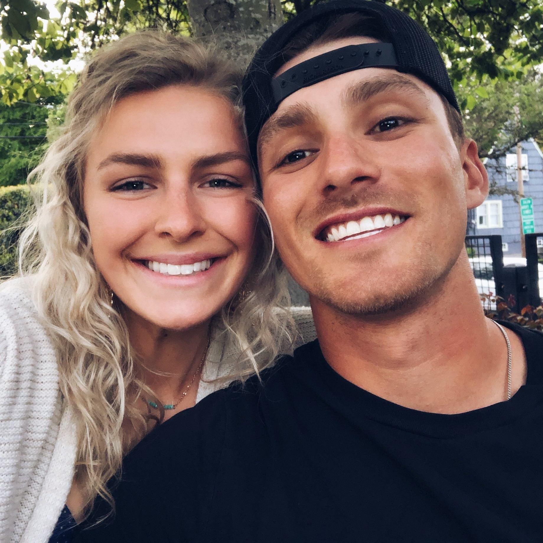 Our first time going mini golfing together!