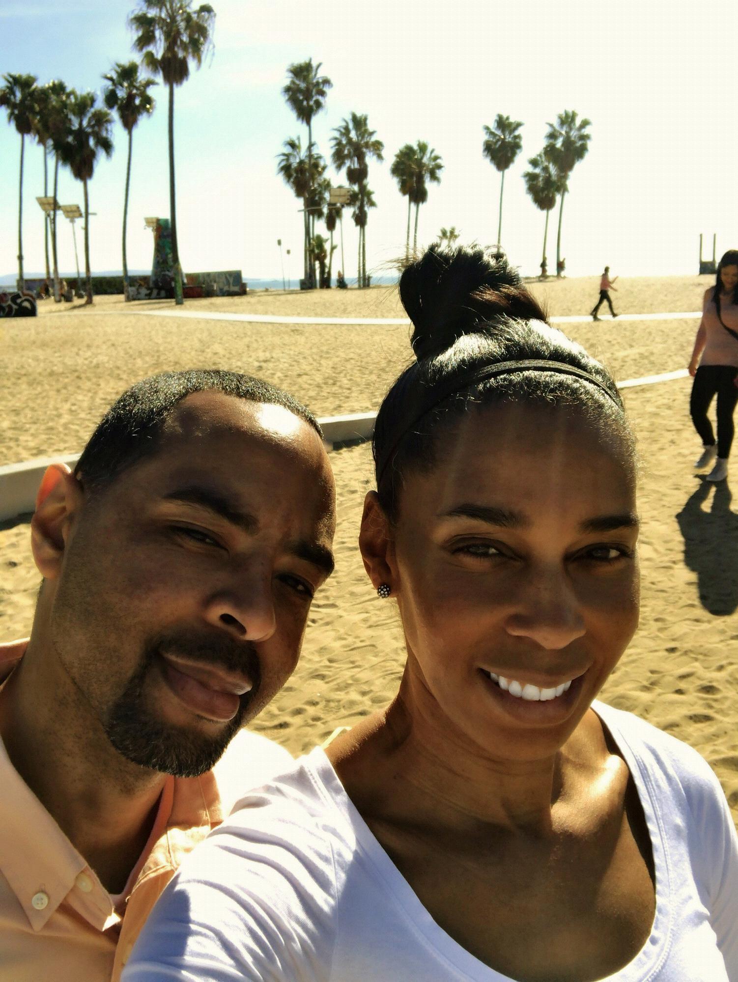 Just another beautiful day bike riding along the beach in Santa Monica 😜
