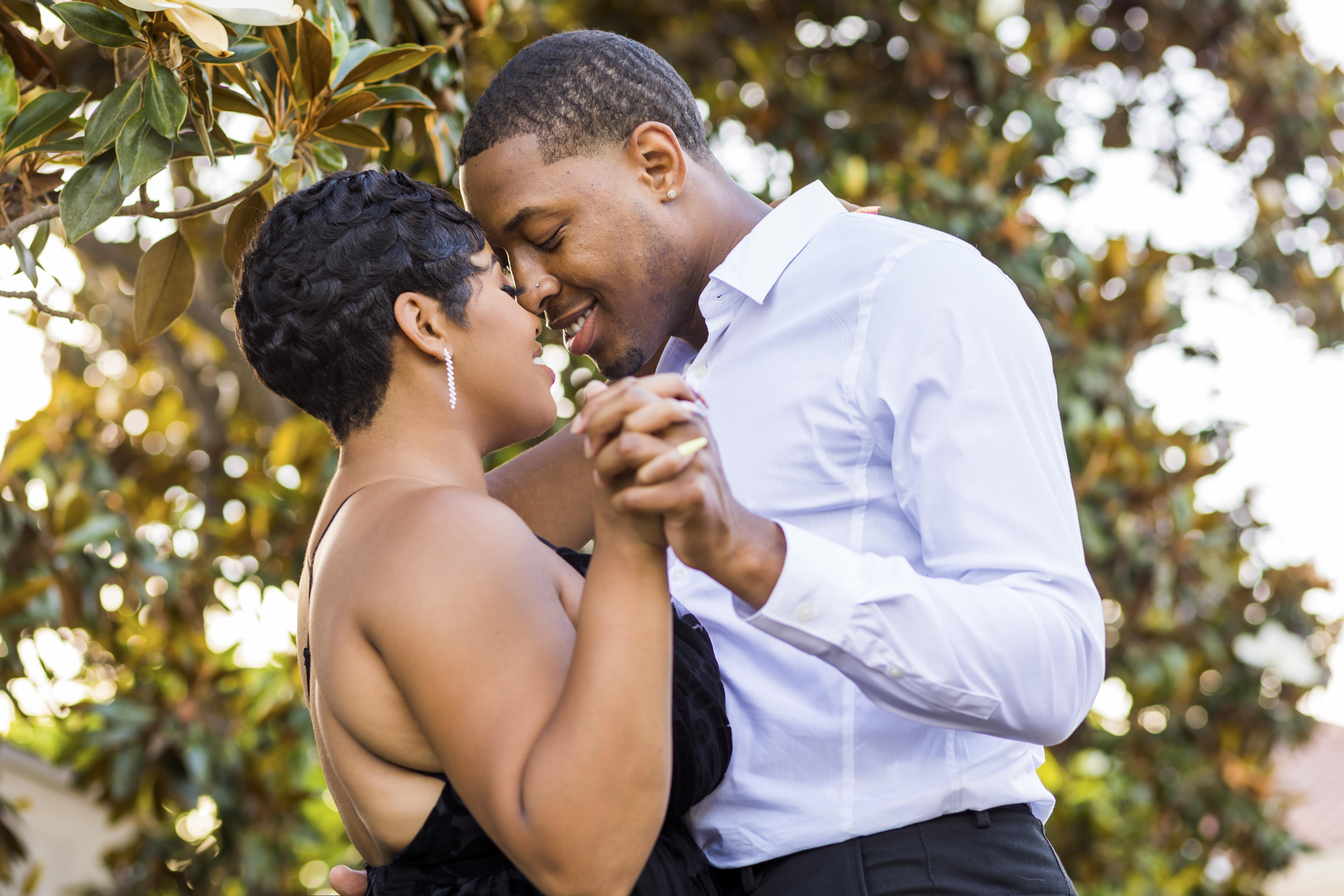 The Wedding Website of Kelia Todd and Antonyo Howard