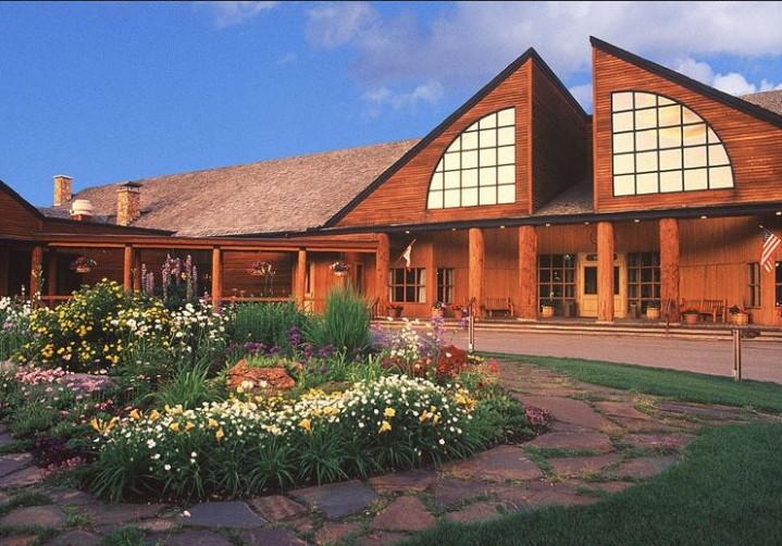 The Wedding Website of Aly Fugitt and Mitch McFarland