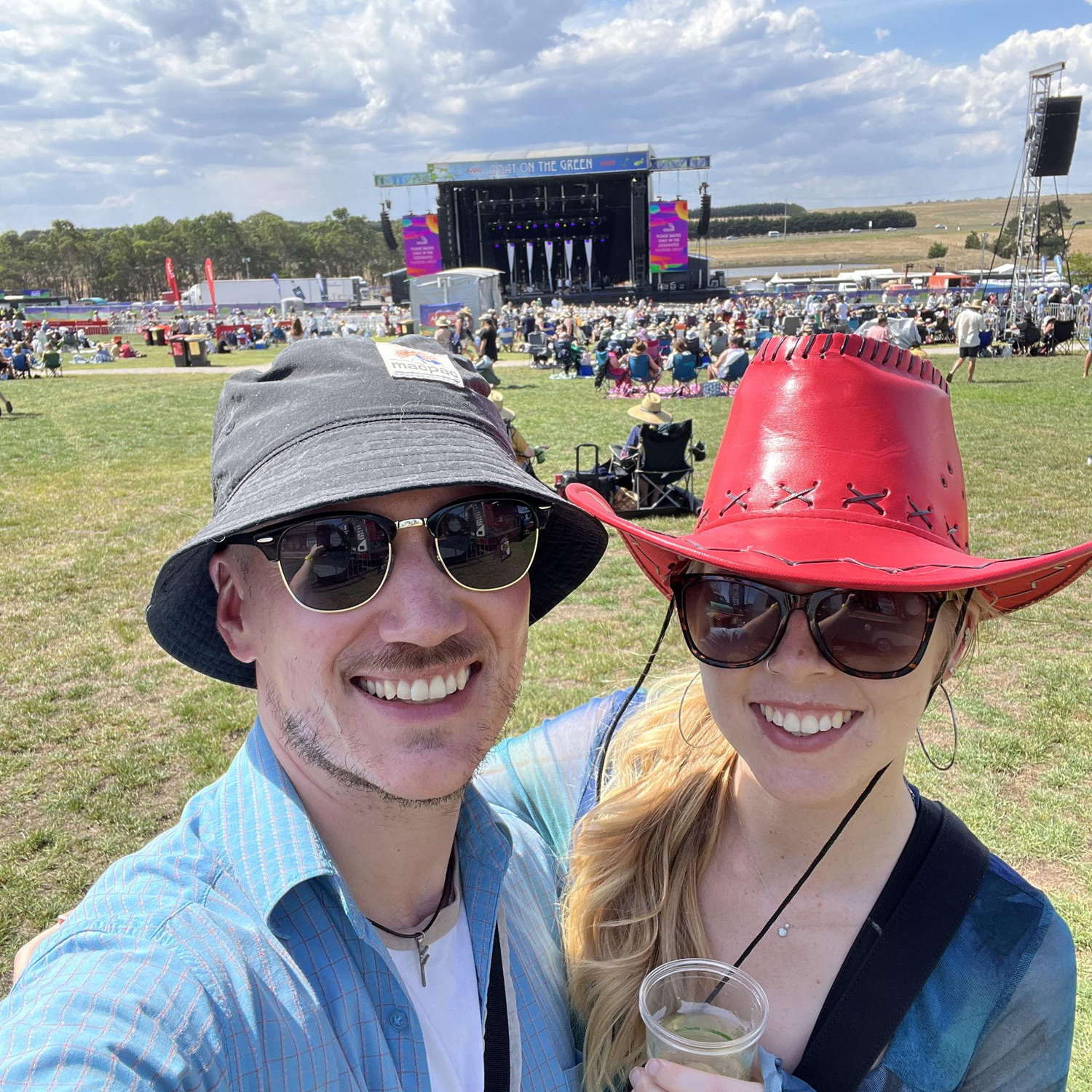 "A day on the green" with Sierra Farrell and CMAT and a big stupid hat - Jan 2025