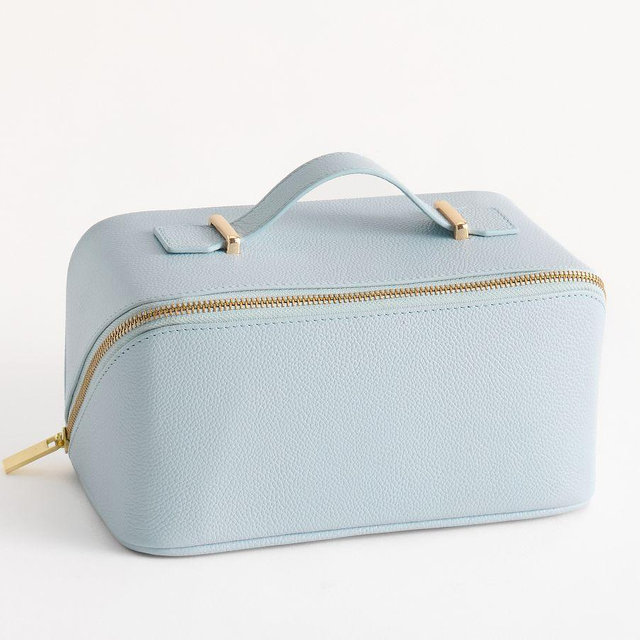 Quinn Makeup Storage Makeup Bag – Chambray