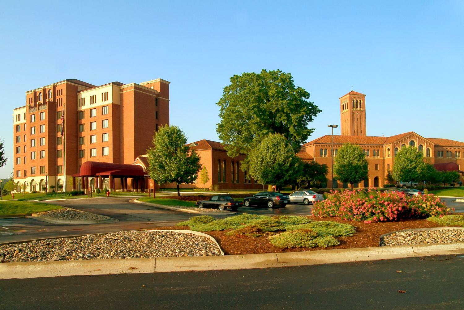 The Wedding Website of Lauren Kosowski and Michael Rickard