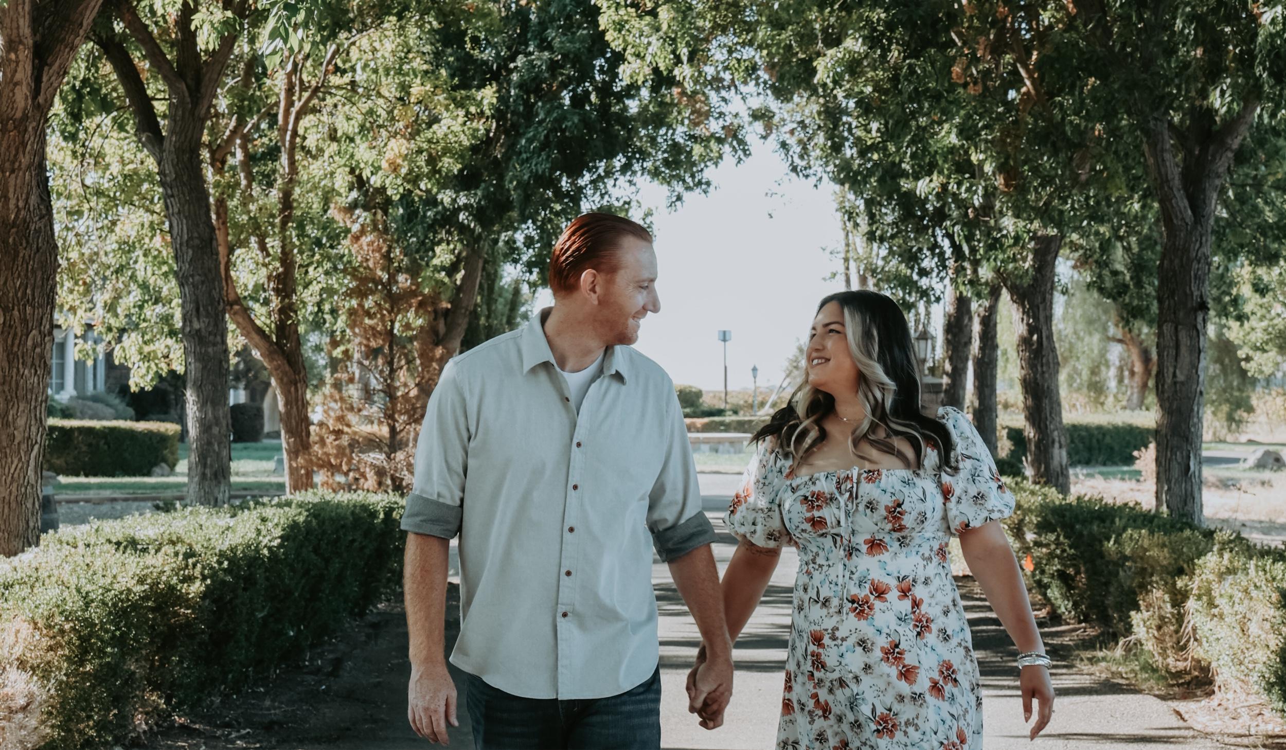 The Wedding Website of Jennifer Sloan and Larry Gregory