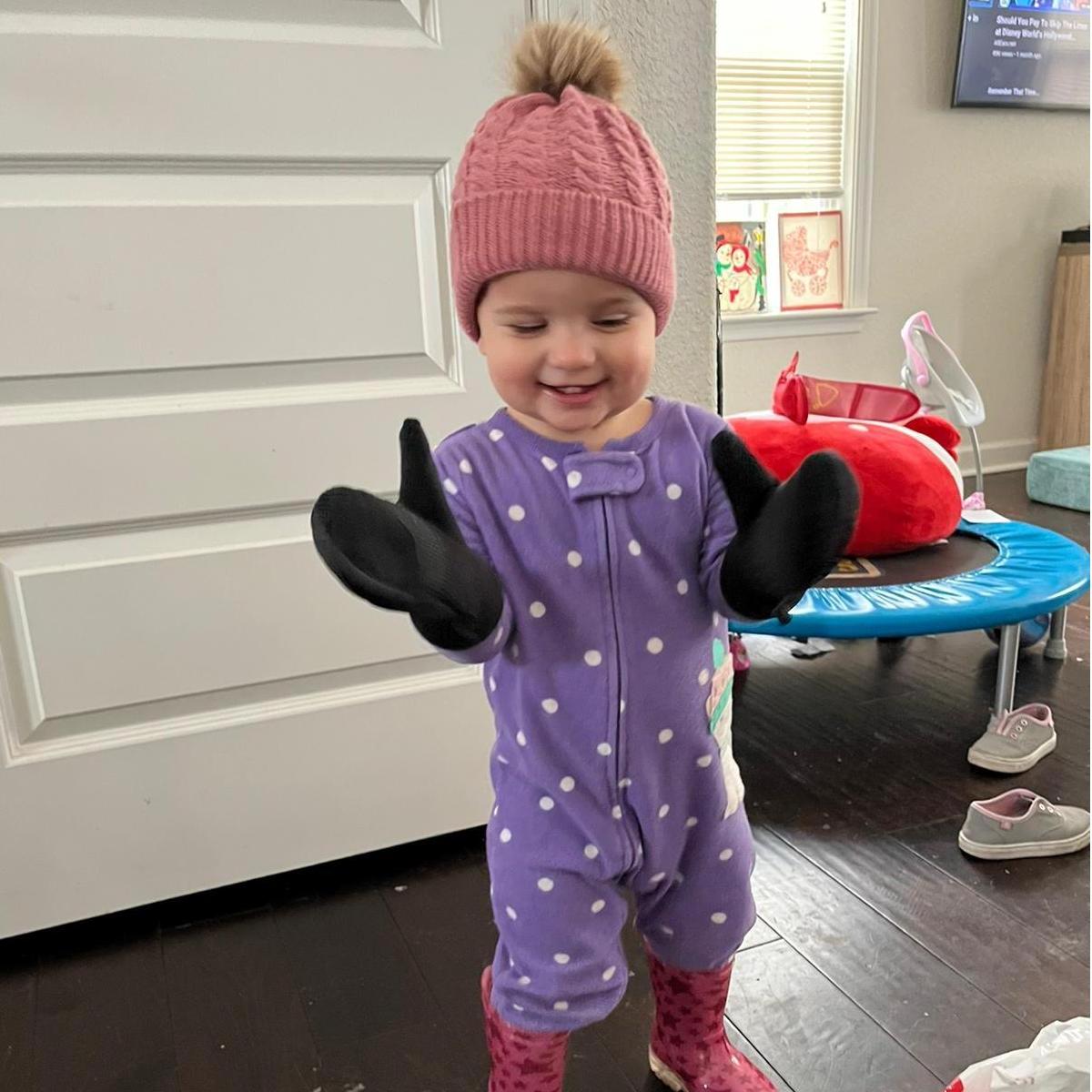Elena - Kaytlynn's niece.
