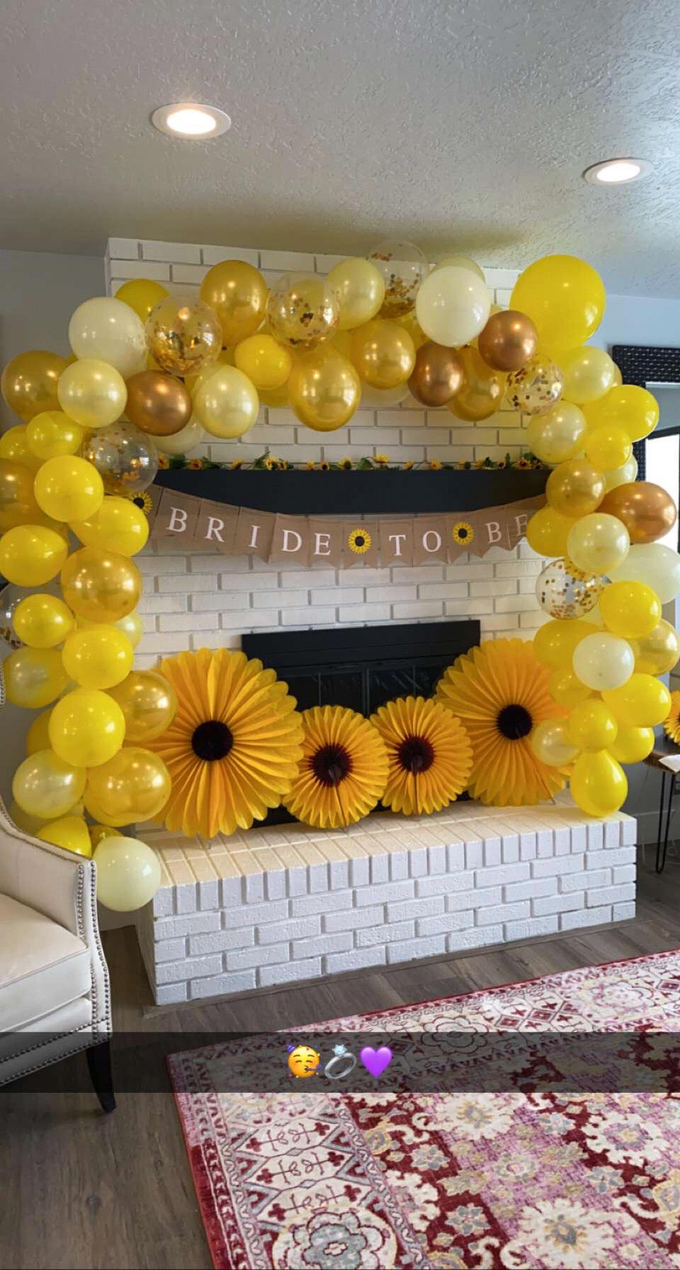 Shelley and Julie put on an amazing bridal shower 💜💍