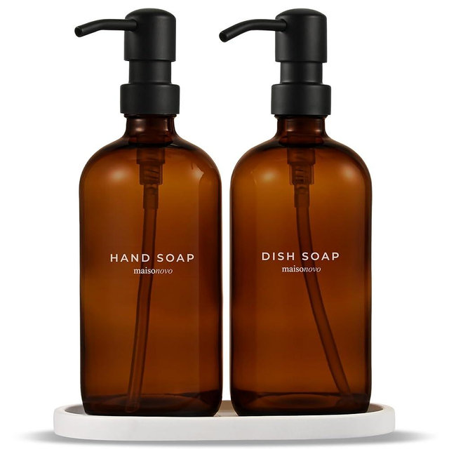 MaisoNovo Kitchen Soap Dispenser Set | 16.9 fl oz Amber Glass Soap Dispenser with Black Pump x 2 + Oval Concrete Tray