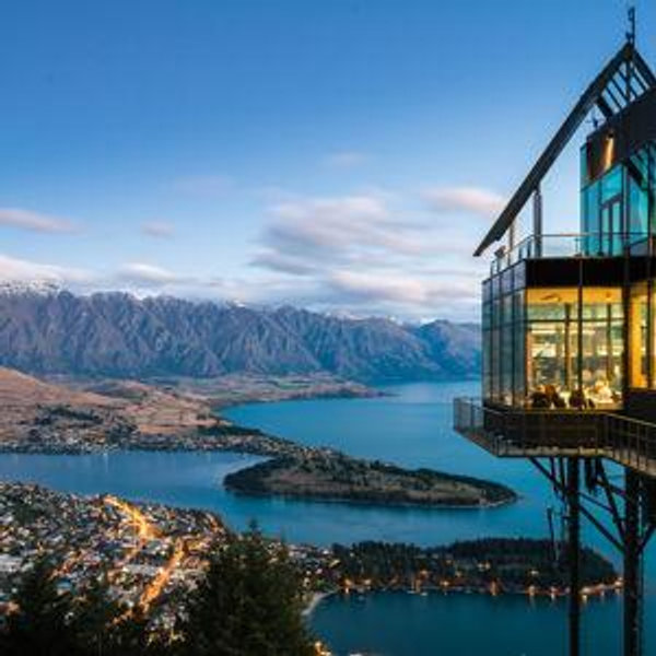 Auckland Harbor Sailing Cruise with 3-Course Dinner