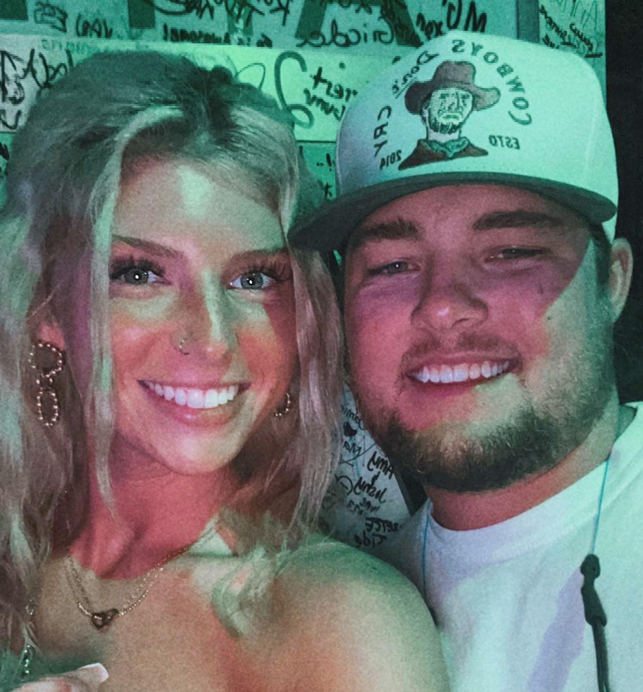 The Wedding Website of Reagan McHargue and Levi Leach