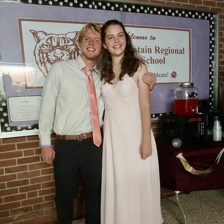 Homecoming "dance" (we had no idea what we were doing 😭)