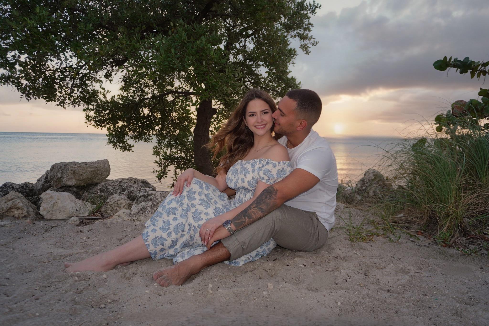 The Wedding Website of glenda ybarra and miguel blanco