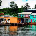 Chuckwalla's Pizza at Chuck's Marina