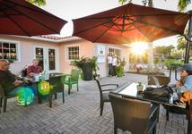 Kunjani Craft Coffee & Gallery