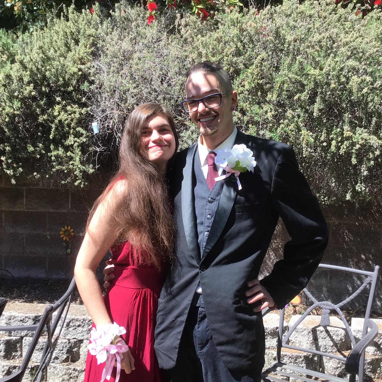 For a fun date idea, Jennifer created a Faux Prom Night in her backyard! Here’s the Faux Prom King and Queen!