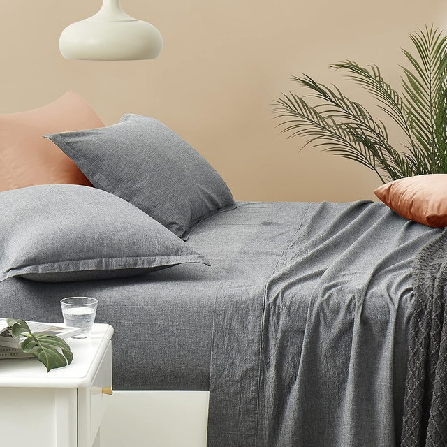 Eikei Washed Cotton Chambray Fitted Sheet Set Solid Color Casual Modern Style Bedding Set Relaxed Soft Feel Natural Wrinkled Look (Charcoal, King)
