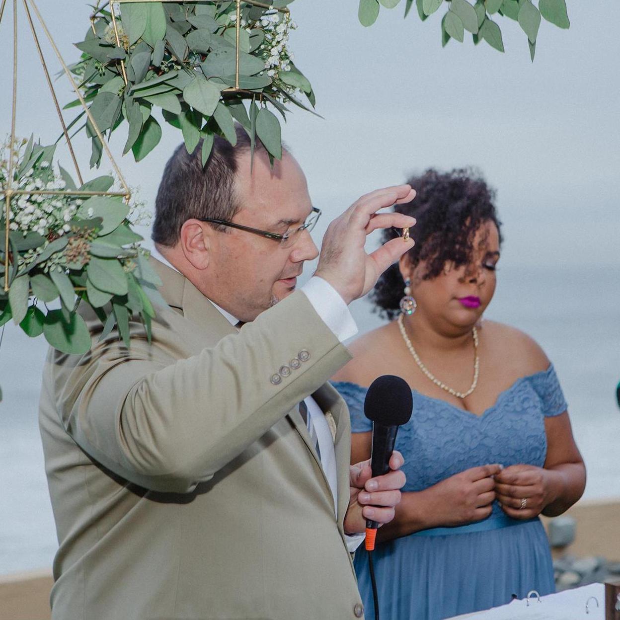 "The ring is an ancient symbol, so perfect and simple. It has no beginning and has no end.
It is round like the sun, like the moon, like the eye, like arms that embrace.” -Derek, Officiant