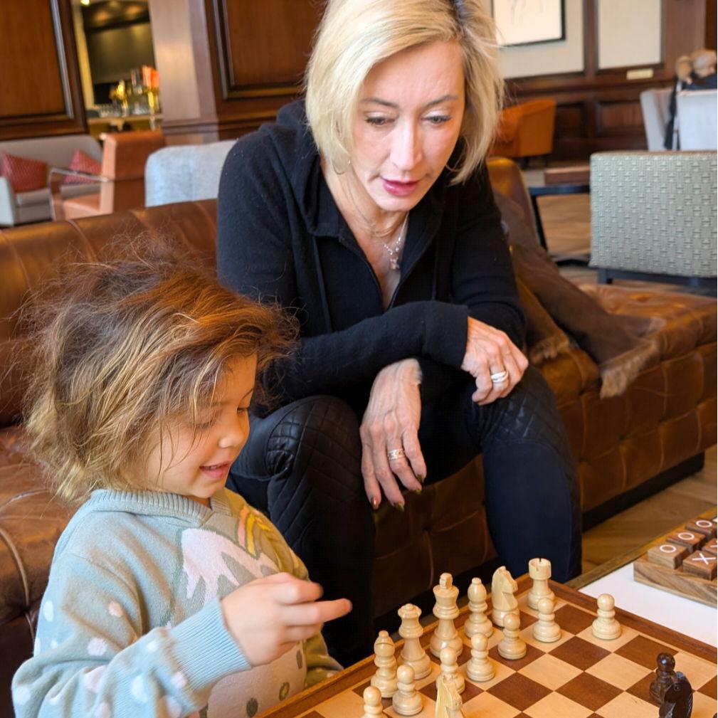 Val guiding Kendall - Kansas City 2024