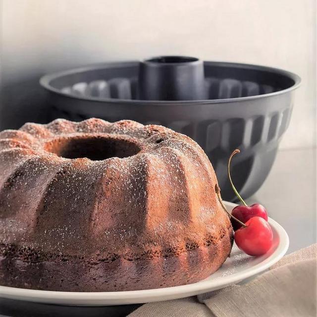 Ballarini La Patisserie Nonstick 9-inch Bundt Pan