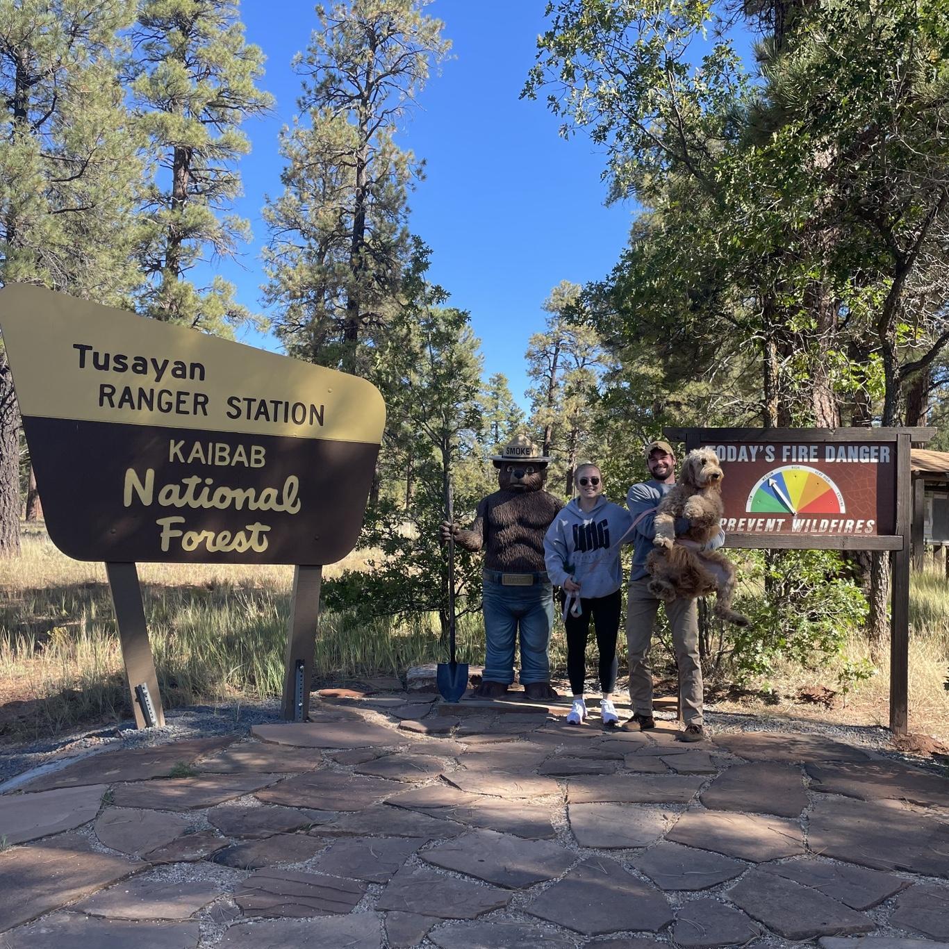 Road tripping through AZ. Nova didn't want anything to do with Smokey.