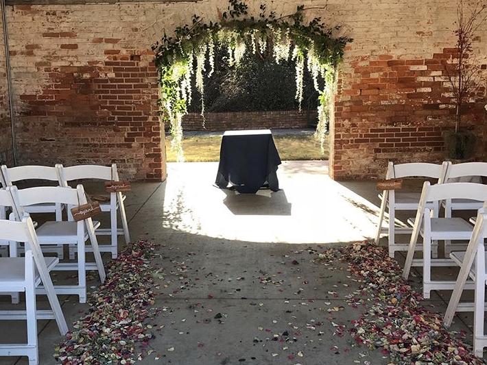 The Wedding Website of Nicholas Edmond and Mary Mixon