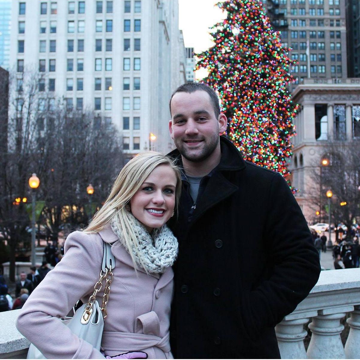 Christmas Time in The City.🎄
@ Chicago, IL. 
December 2015.