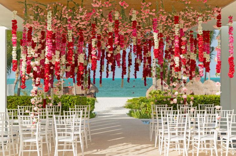 The Wedding Website of Yar M and Liz P