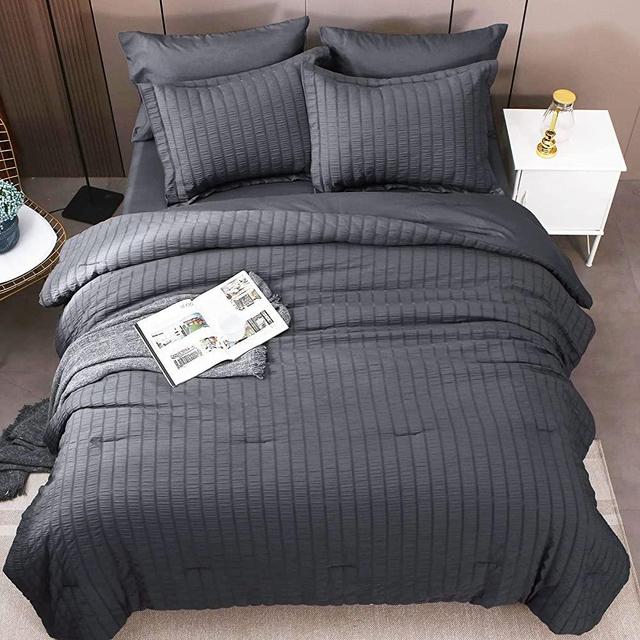 HYMOKEGE King Size Comforter Set Seersucker 8 Pieces, All Season Luxury Bed in a Bag for Bedroom, Bedding Set with Comforters, Sheets & Skirt, Pillowcases & Shams, Dark Grey
