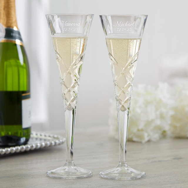 Engraved Champagne Flutes – Wedding Gift for Couple – Personalized Crystal Glasses – Anniversary or Engagement Gift Set