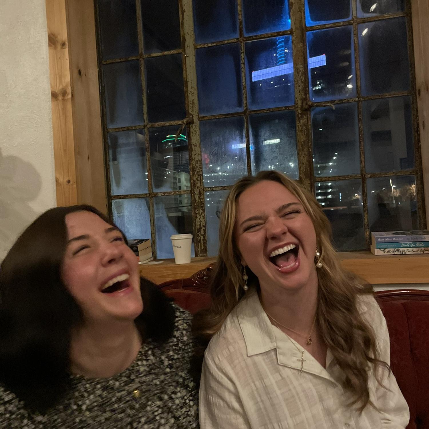 To mention: if May wasn’t with Axton, she was always with her bestfriend Avery