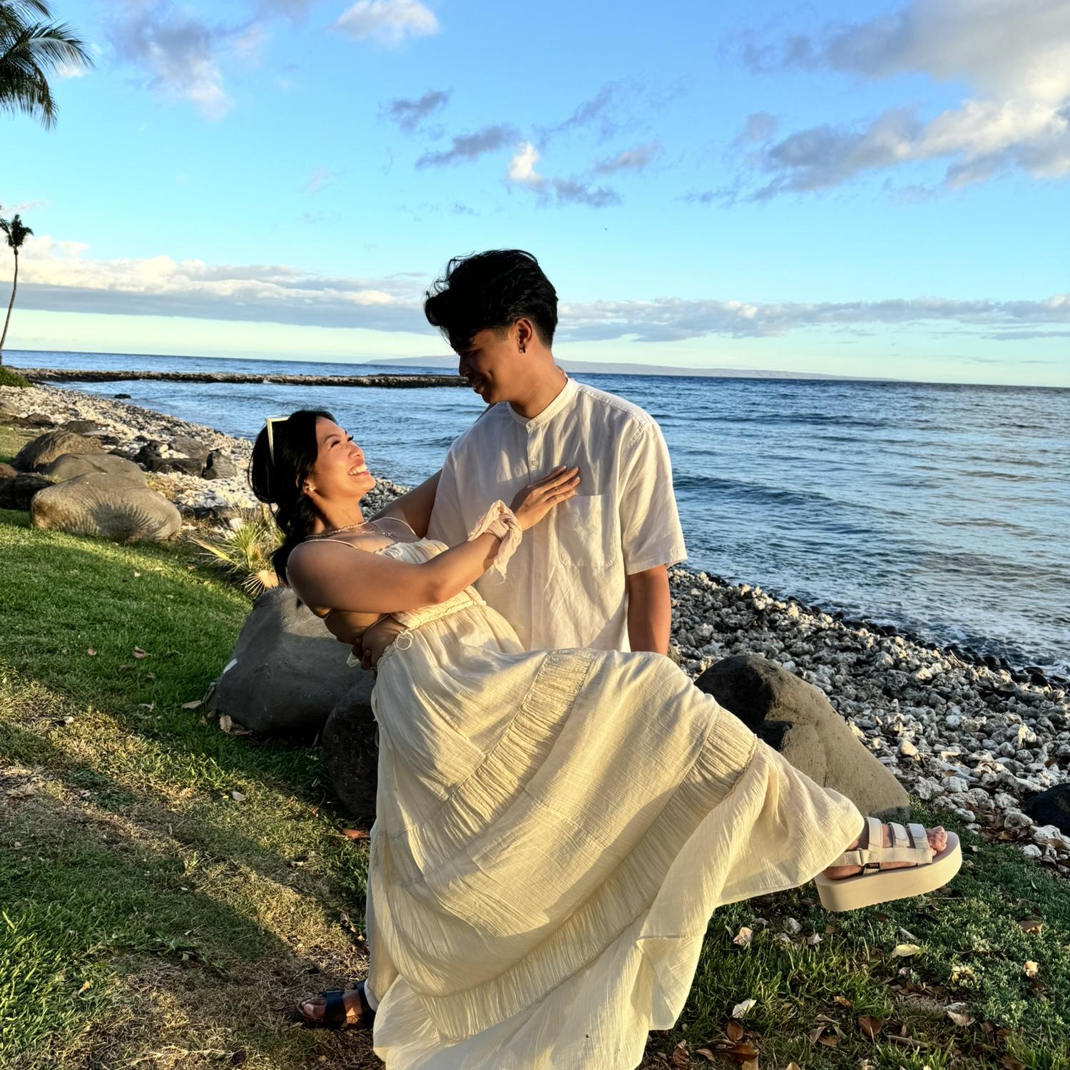 They love to travel and this was their first trip to Hawaii!