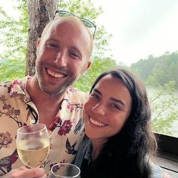 Date night at Ishnala - a supper club in Wisconsin located on Mirror Lake. They do not take reservations so you show up and hang at one of four bars while you wait. The rain was so romantic!
