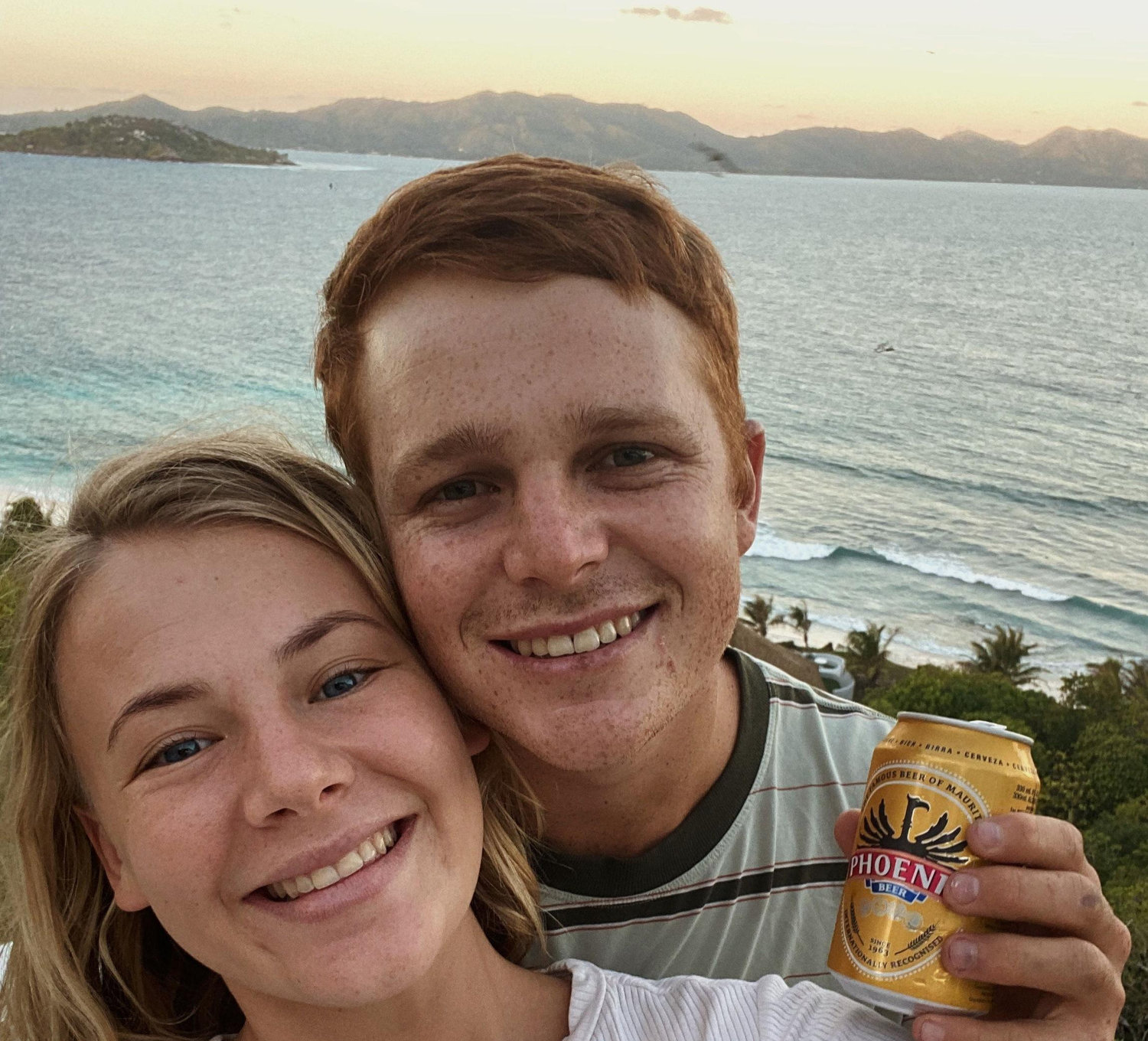 The Wedding Website of Robyn Wybrow and Clem Murray