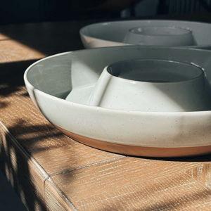 Mora Ceramic Chips and Dip Serving Tray: Vanilla White