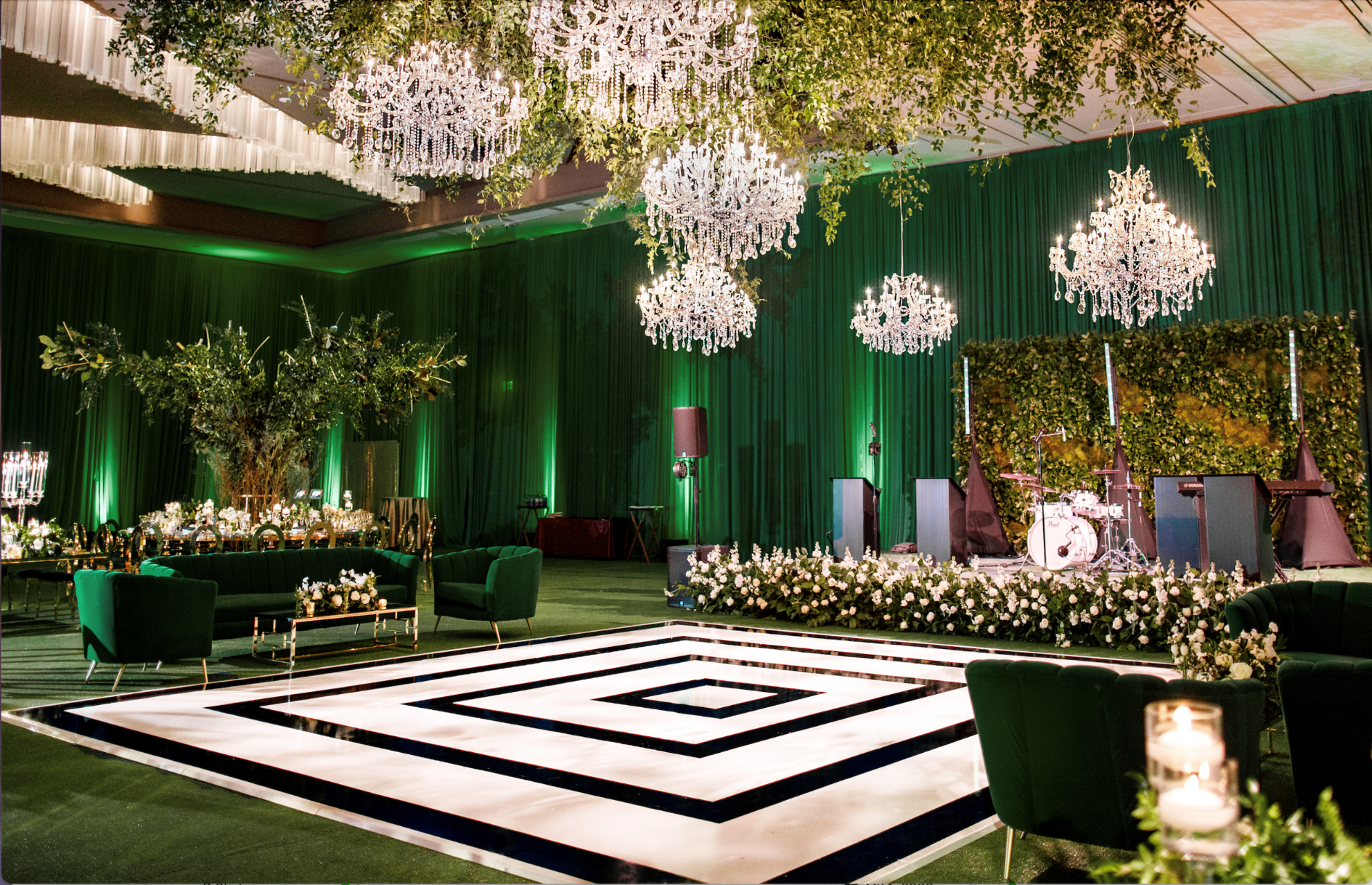 The Wedding Website of Jazemyne McCoy and Adrianna Jones-West