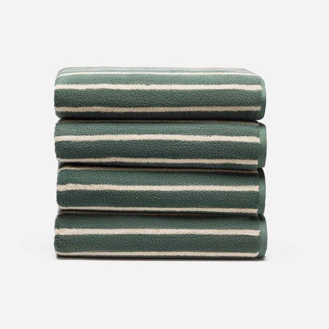 Super-Plush 4-Piece Bath Towel Bundle