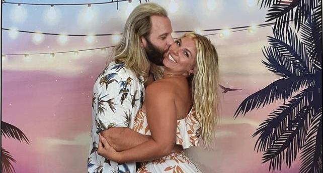 The Wedding Website of Shannon McEwen and David Newby