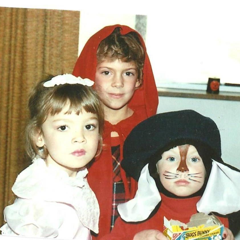 Alan with his sister Jess and his cousin Emily.