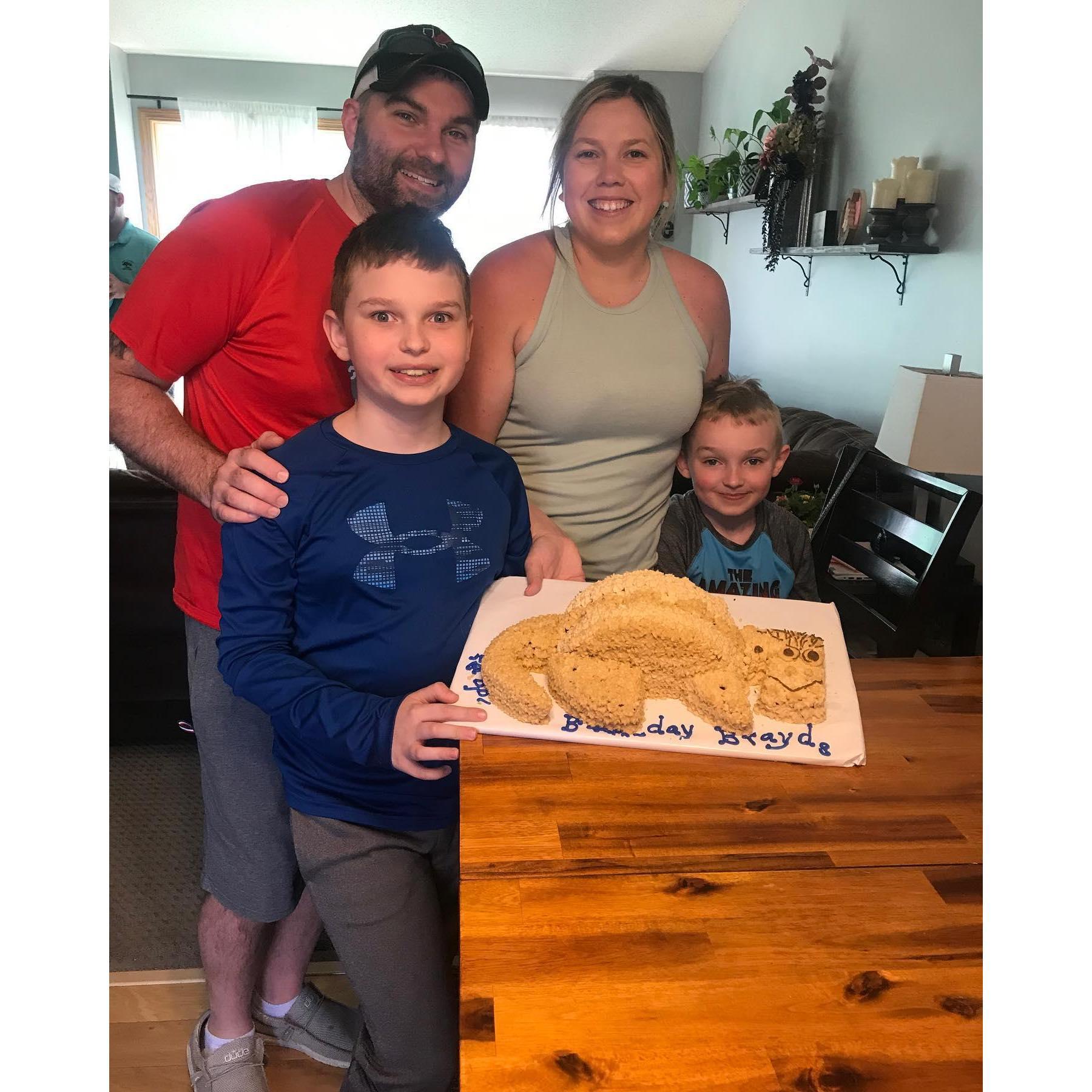 If you know grandma Joanne, you know she nails the cake game for her grandkids birthdays!
