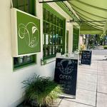 Veg Café & Bar