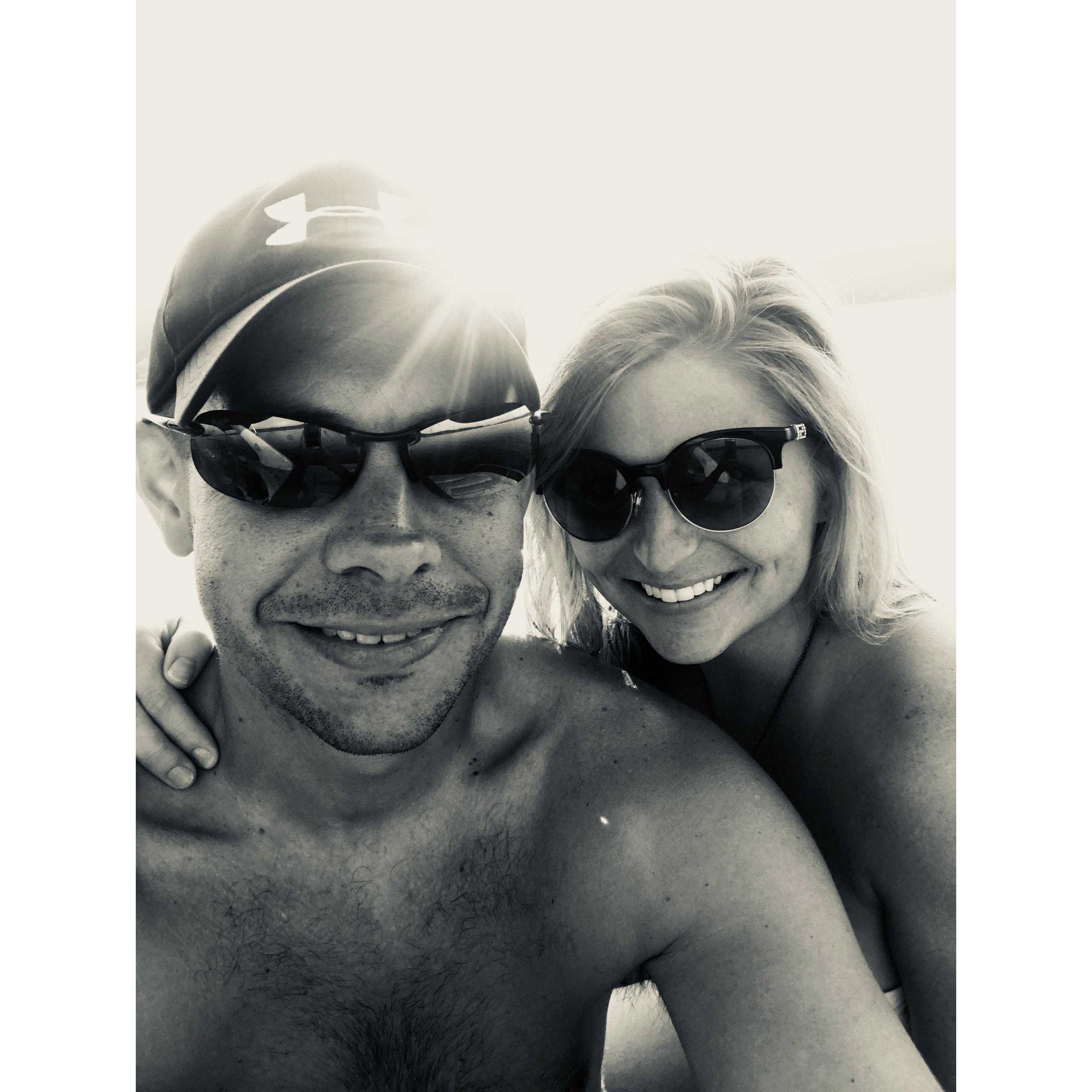 Life is good on the Tennessee River!