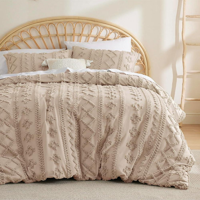 Bedsure Boho Duvet Cover Queen - Tufted Duvet Cover Queen Size for All Seasons, 3 Pieces Soft Shabby Chic Embroidery Boho Bedding Duvet Cover (Khaki, Queen, 90x90)