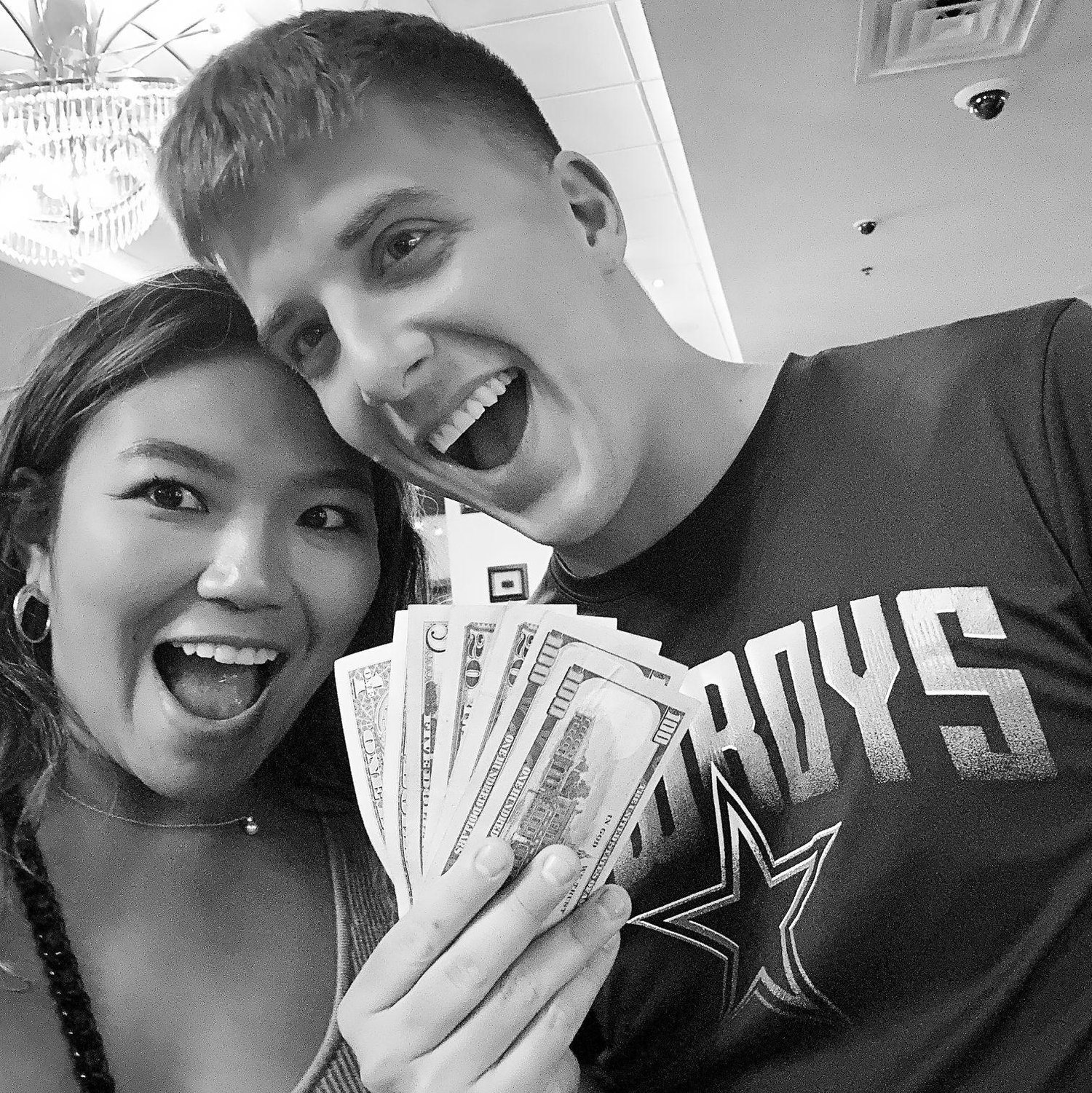 Zach's first time playing Black Jack at the Casino 🎰 Biloxi, Mississippi October 2022