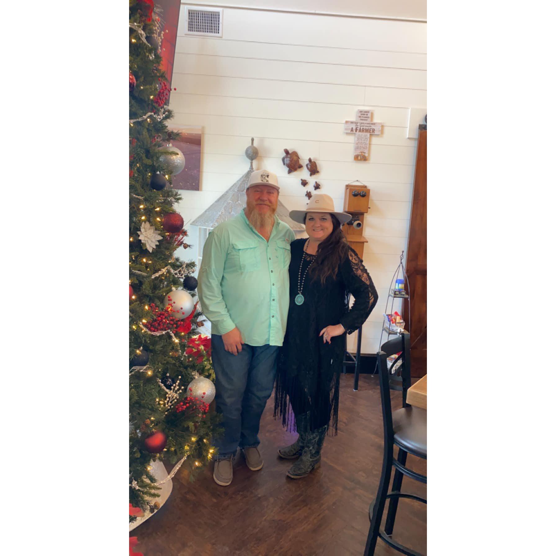 Another J Welch visit at Christmas. Such a beautiful tree!
