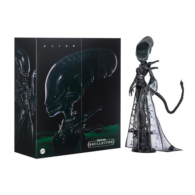 Monster High Skullector Alien Doll – Limited Edition Mattel Collectible with Metallic Outfit & Certificate of Authenticity