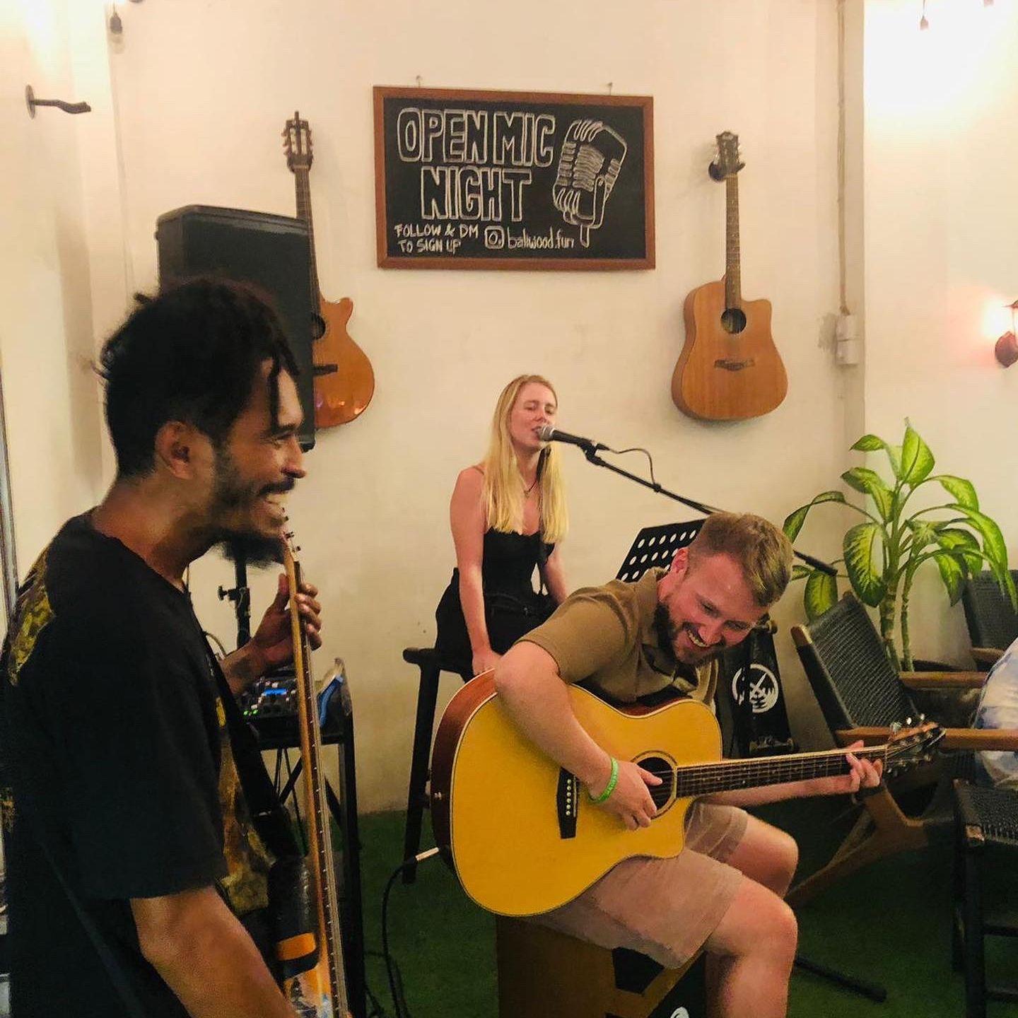 Open mic in Indonesia!