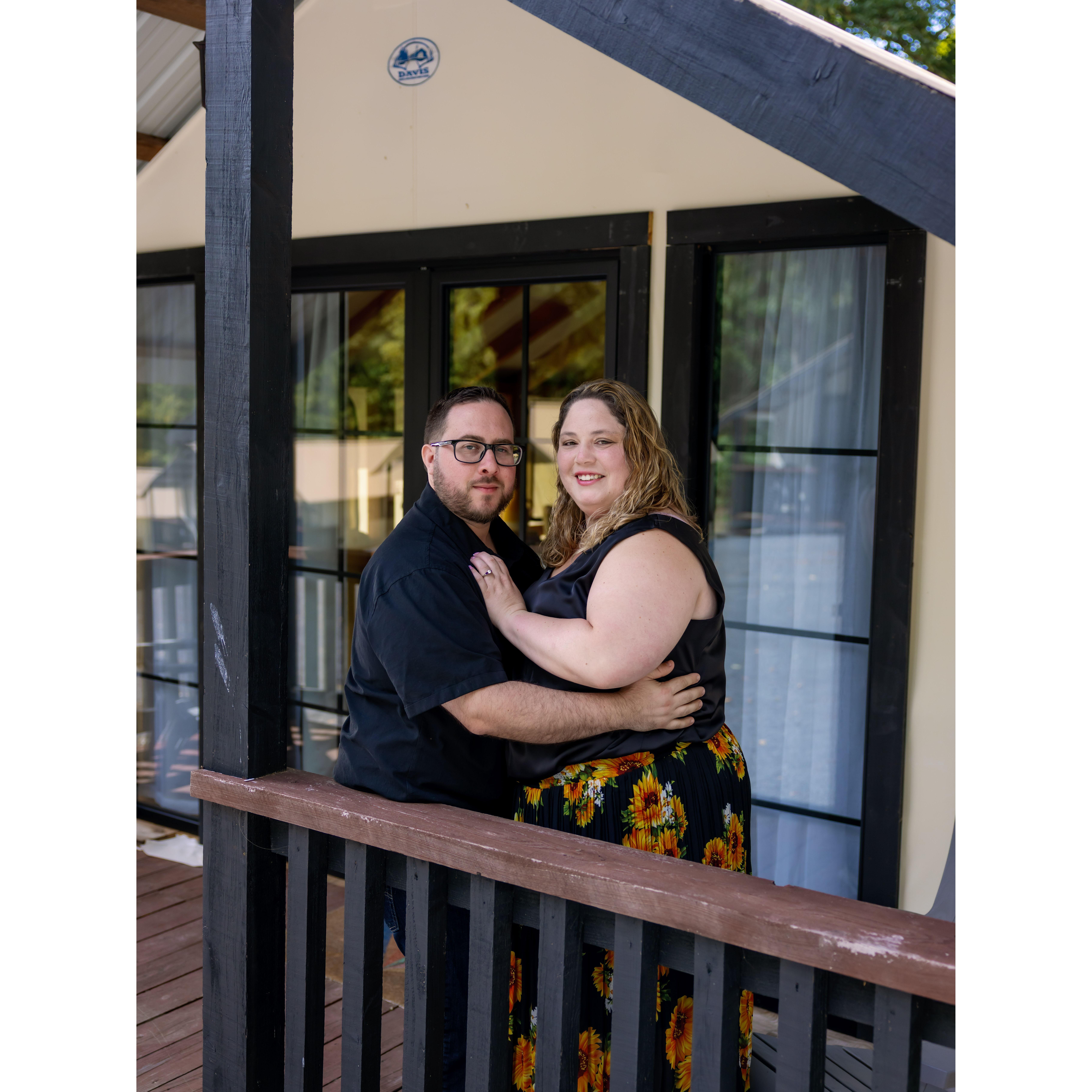 Engagement Session-Gilbertsville Farmhouse (Glamping Tent)