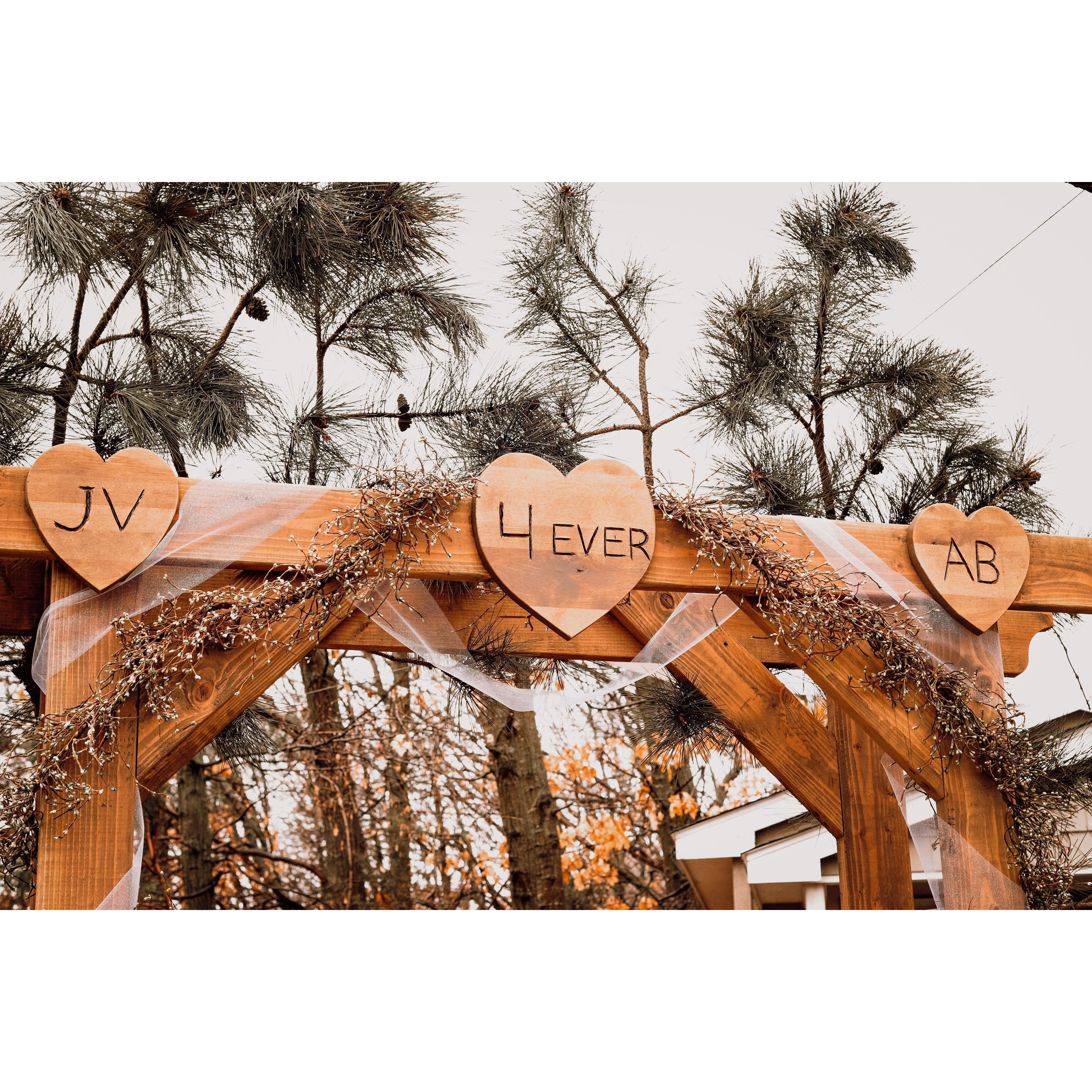 This beautiful arch was handmade by Austin's dad, Glenn Brehmer.