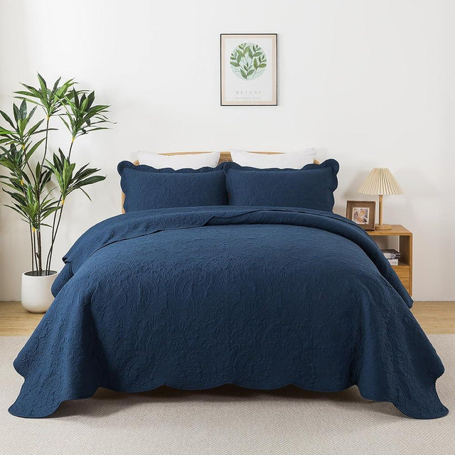 HoneiLife Queen Quilt Bedding Set - Microfiber Quilt Sets for Queen Bed, 3-Piece Lightweight Bedspreads,Reversible Coverlets Rustic Bedlinen Sets, Floral Bedding Set All Season Quilts-Navy