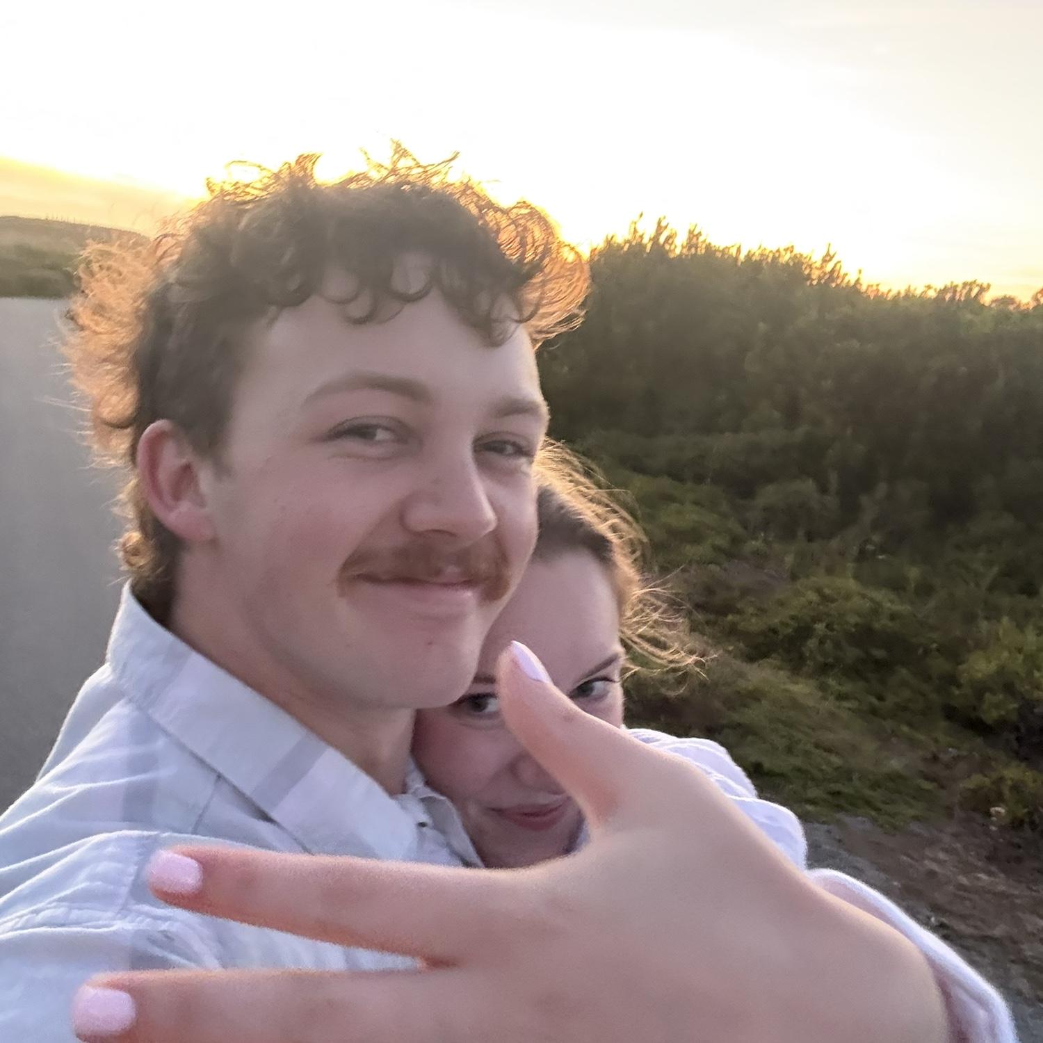 We’re engaged!!